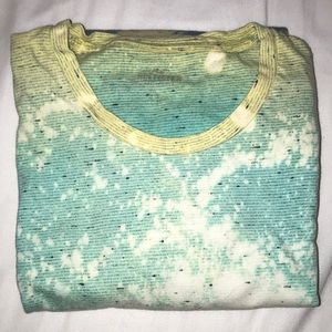 Blue Green Short Sleeve Hollister Tee.